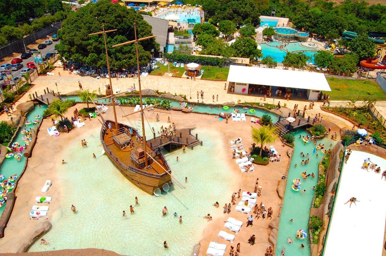 Diroma Resort Com Um Dia No Acqua Park Caldas Novas Zewnętrze zdjęcie